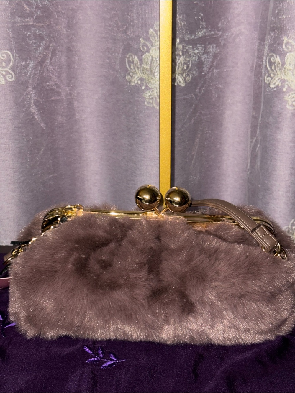 NWT Juicy Couture Faux Fur Kiss Lock Crossbody Bag